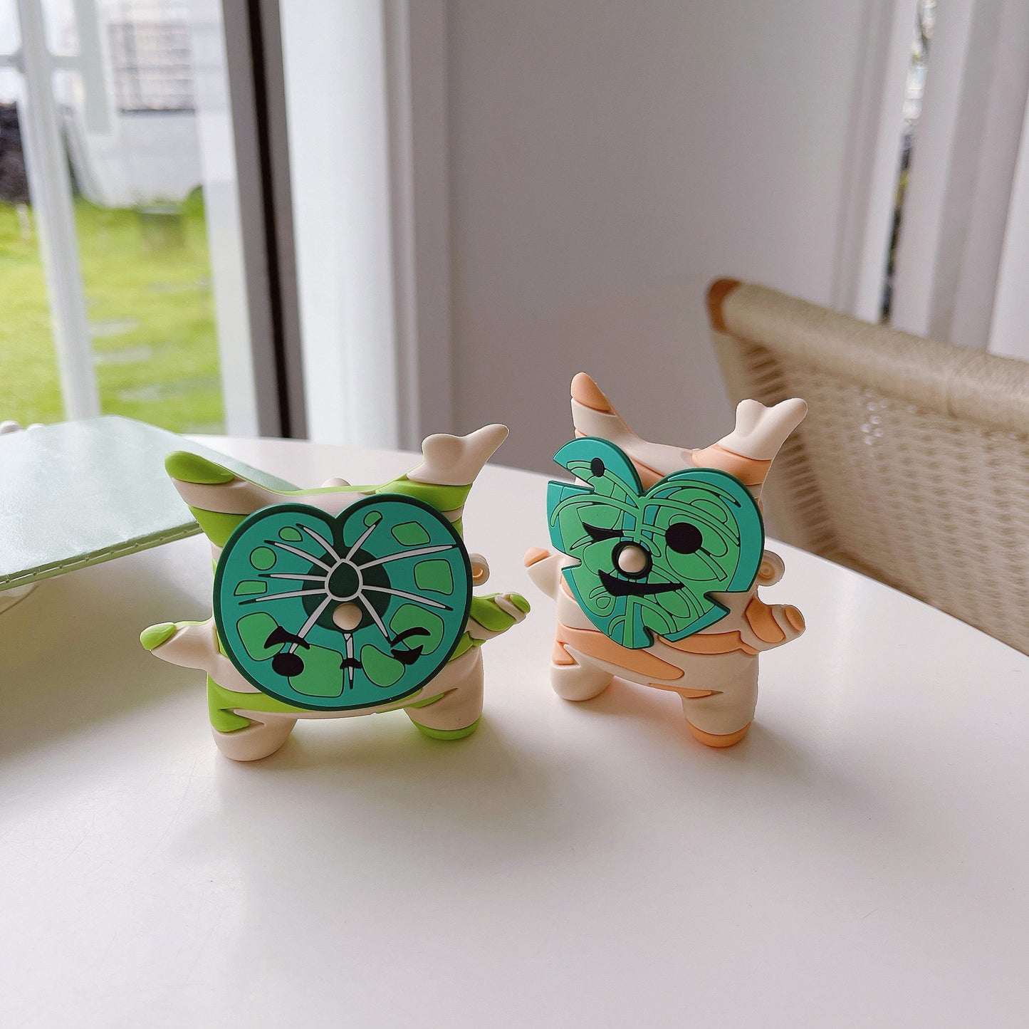 INSINC Creative Breath Of The Wild AirPods Case