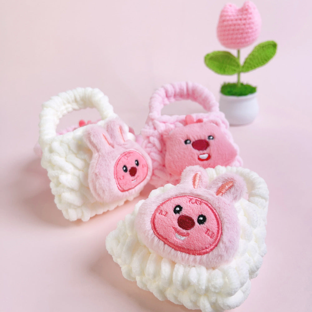 INSNIC Creative Cute Anime Portable Airpodspro3 Cases