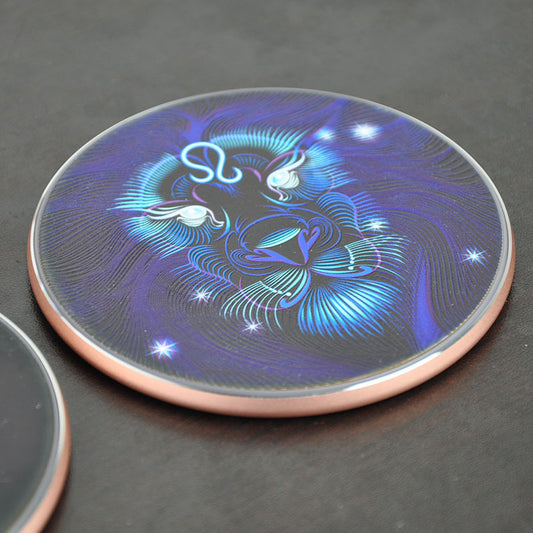 Das INSINC Creative Constellation Wireless Charger ist für Apple und Huawei geeignet