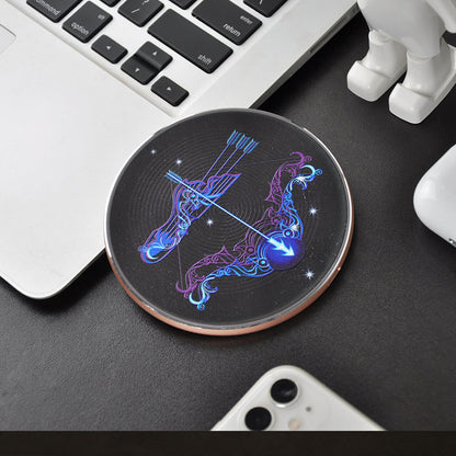 Das INSINC Creative Constellation Wireless Charger ist für Apple und Huawei geeignet