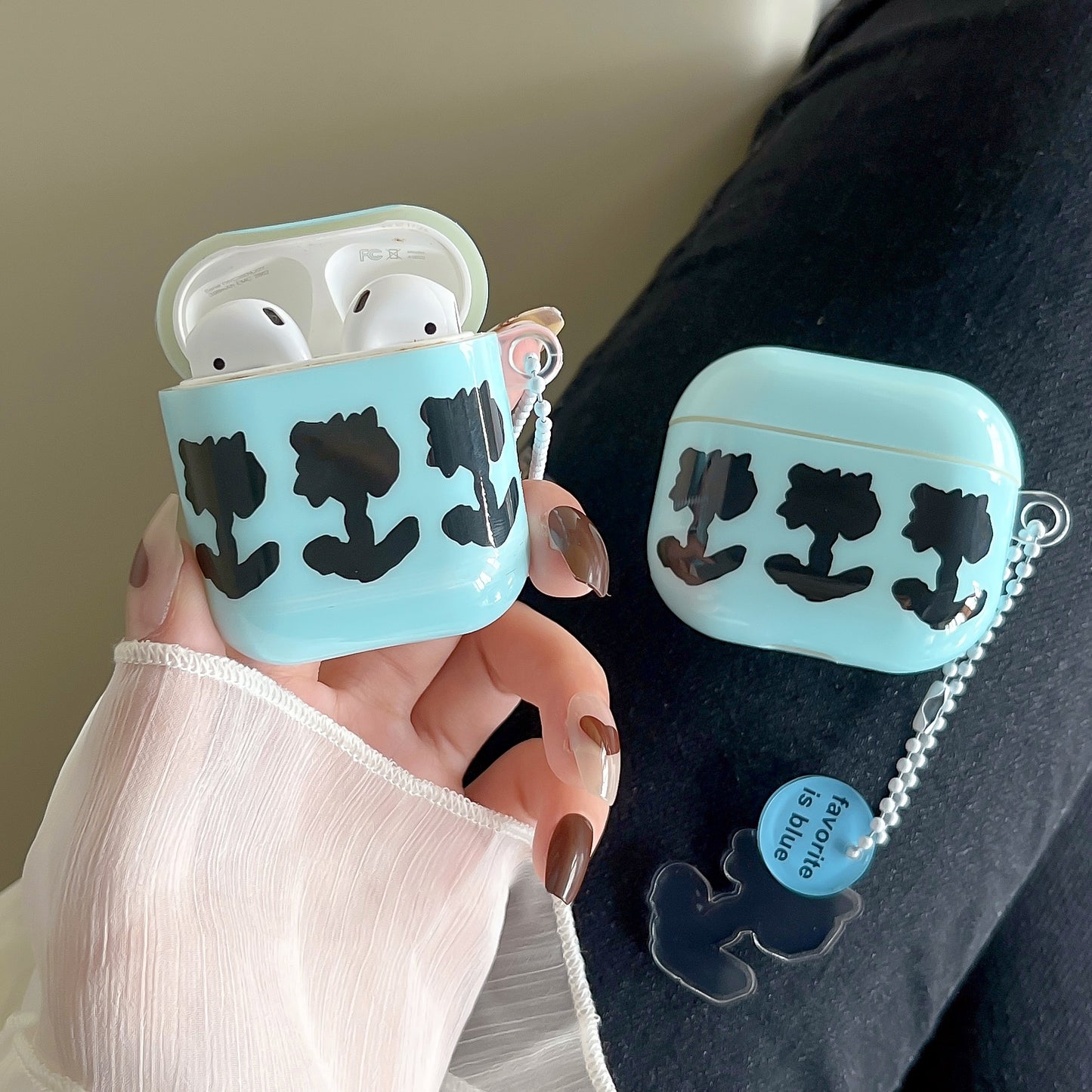 AirPods Case | INSNIC Creative Sea Salt Blue Three Flowers