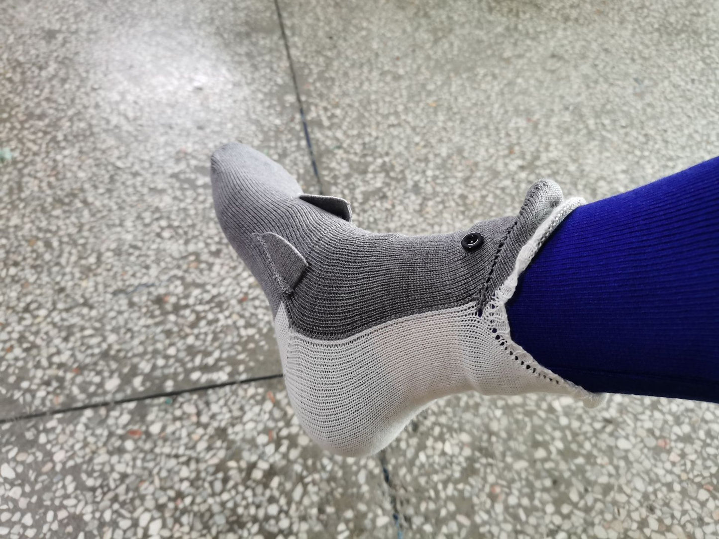 INSNIC Knitting Shark Socks Onesize Fits All