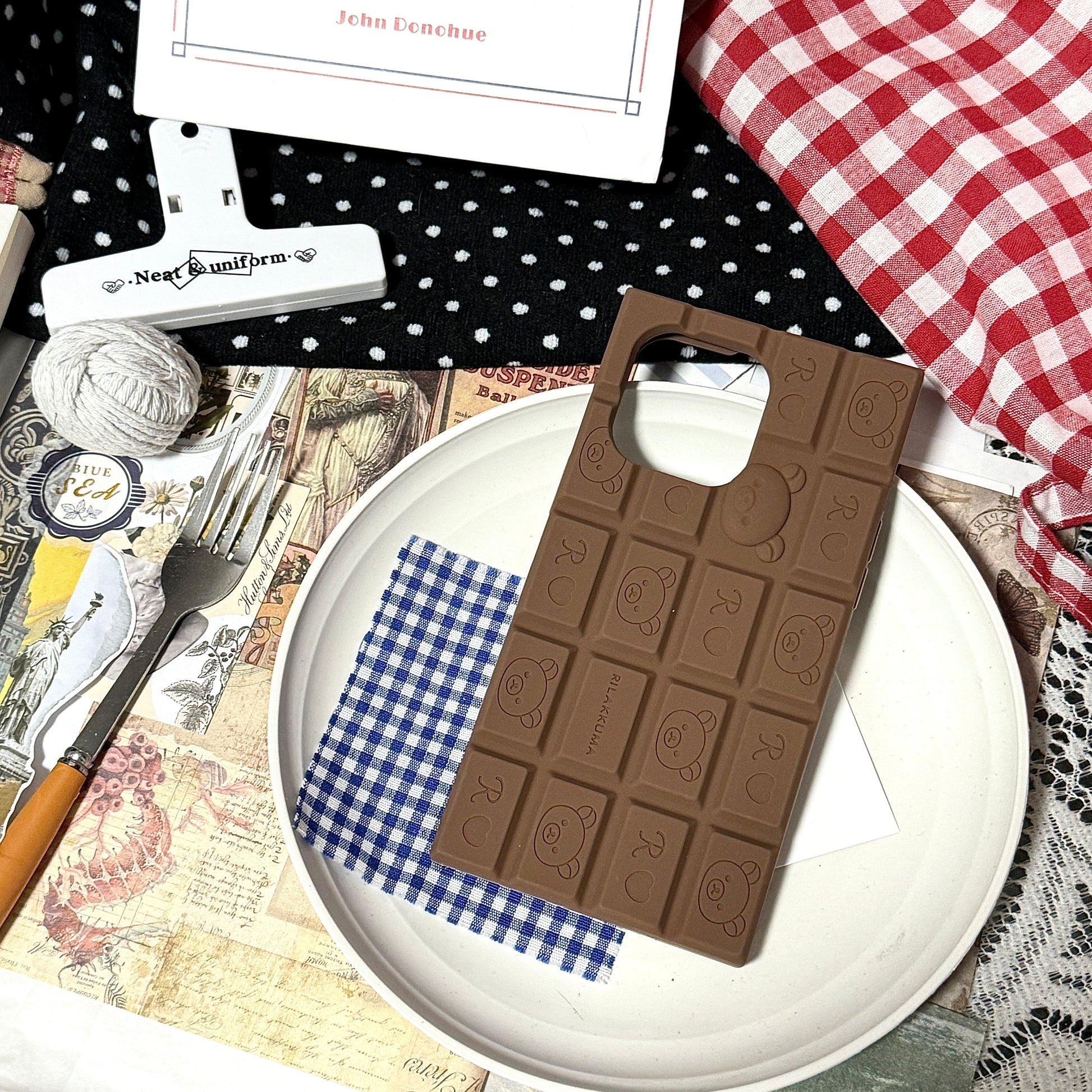 iPhone case | INSNIC Creative 3D Cartoon Chocolate Easy Bear iPhone case | INSNIC Creative 3D Cartoon Chocolate Easy Bear