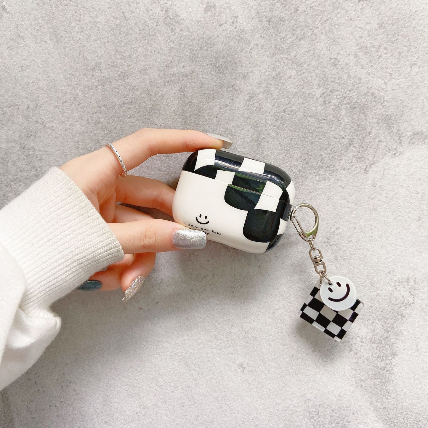 INSINC Creative Simple Black Plaid AirPods-Hülle