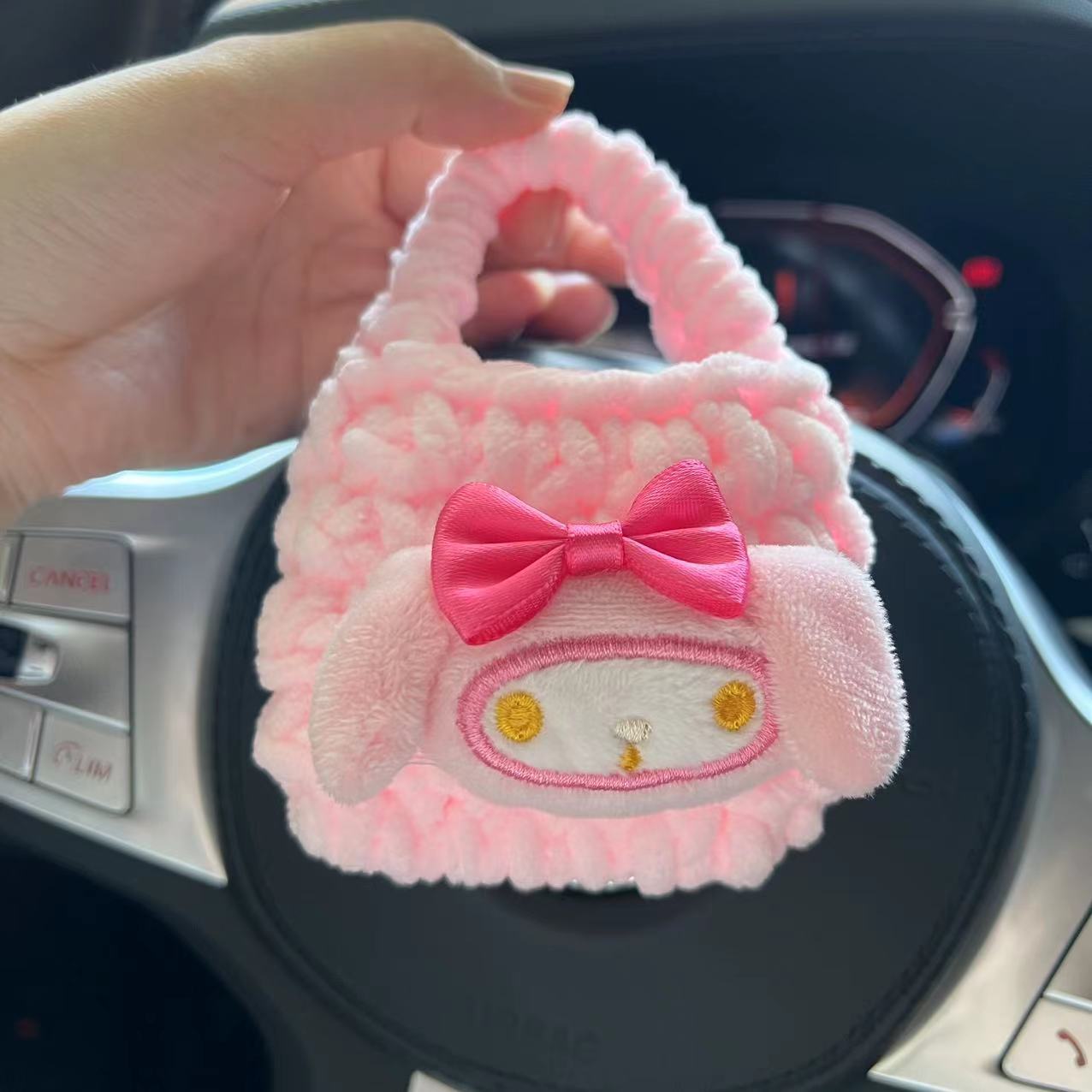 INSNIC Creative Cute Anime Portable Airpodspro3 Cases